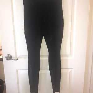 Mesh cut out leggings